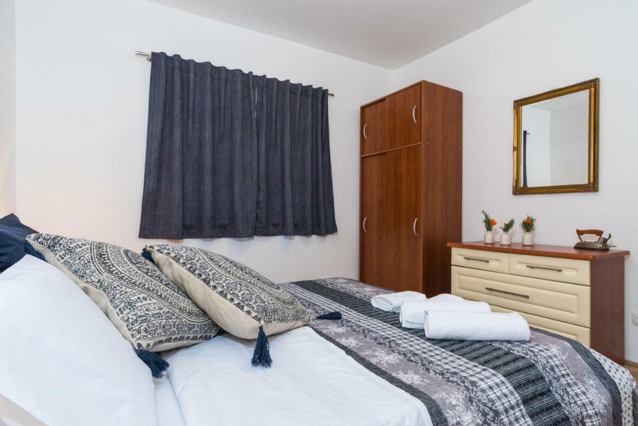 Apartment Okrug Gornji - Trogir With Sea View Exterior foto