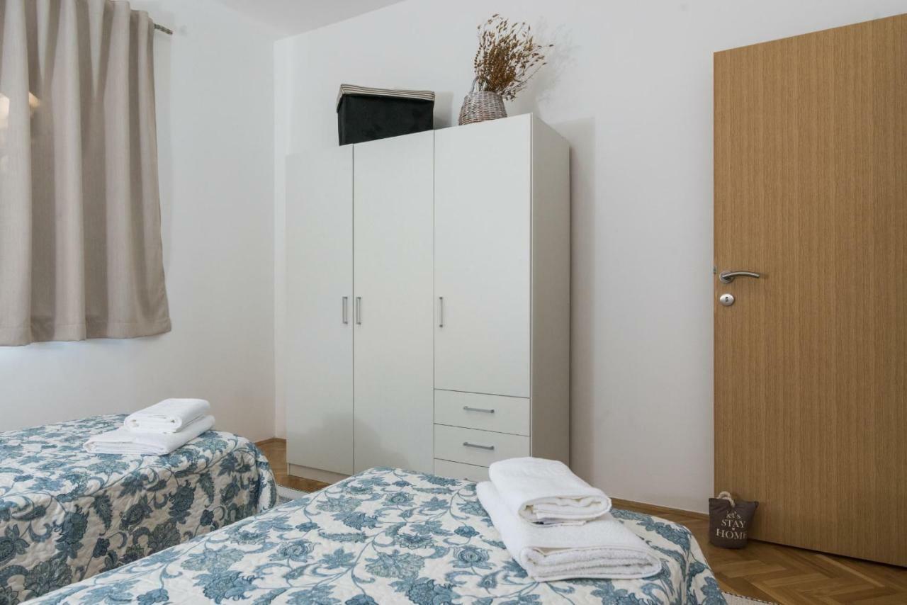 Apartment Okrug Gornji - Trogir With Sea View Exterior foto